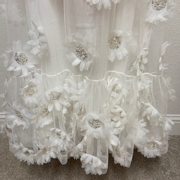 Helsi Athena Strapless 3D Floral High-Low Dress - Picture 6 of 12